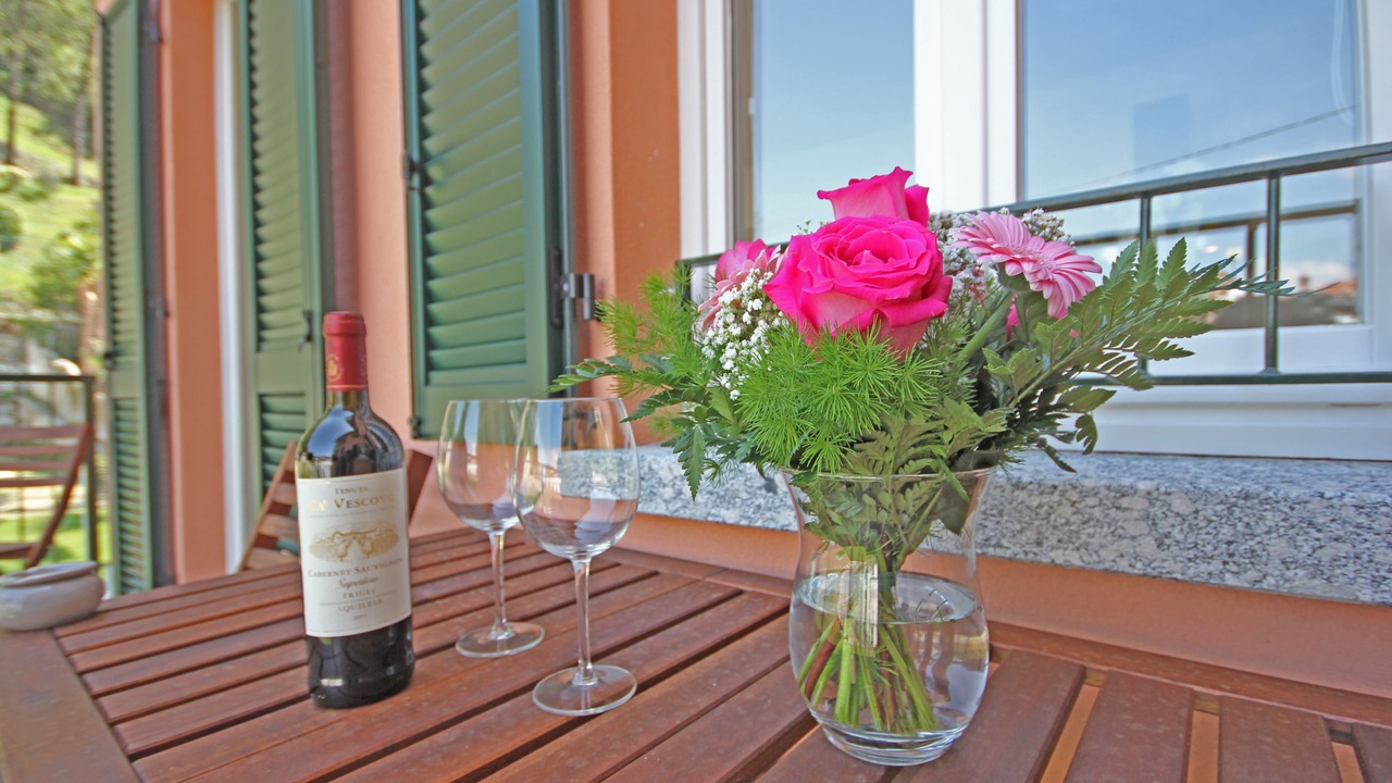 Photo of Patio Balcony in Bellagio