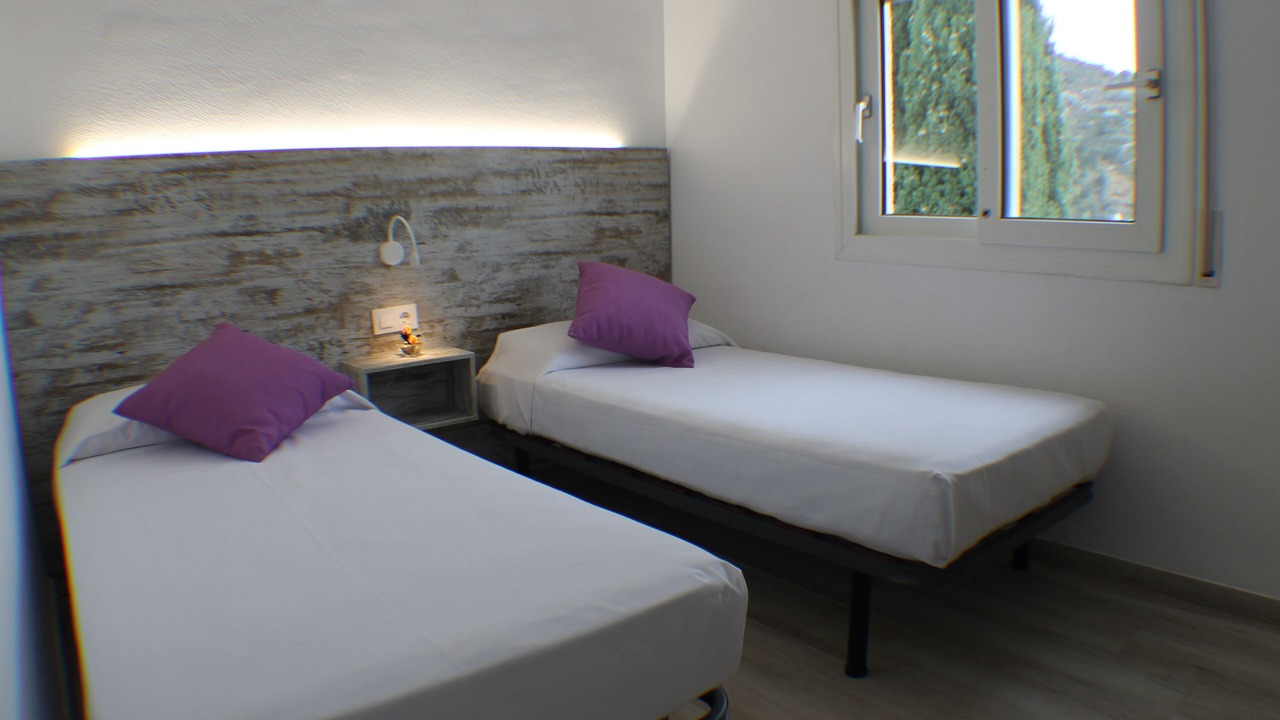 Photo of Bedroom in Roses Town Center
