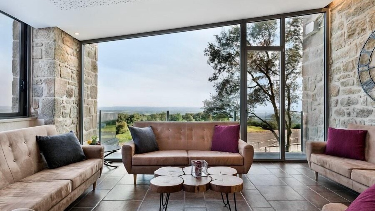 Photo of Livingroom in Tora