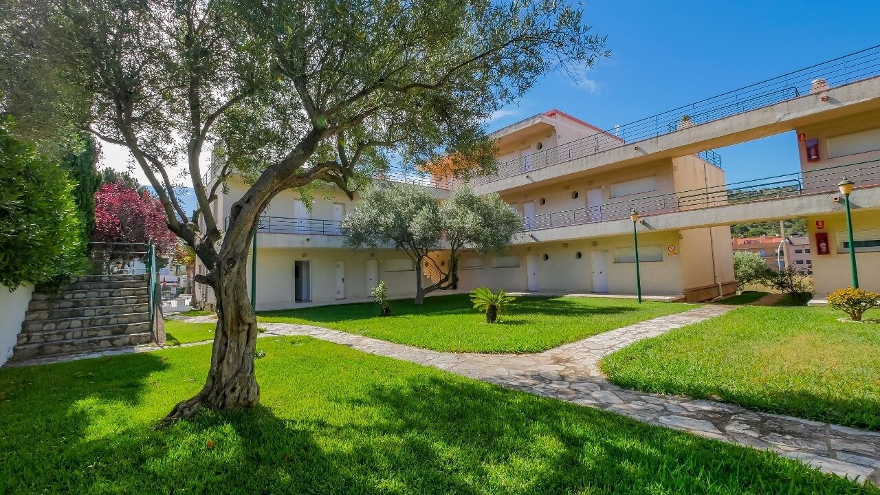 Photo of Outdoor in Roses Town Center