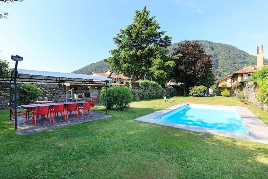 Photo of Outdoor in Comero