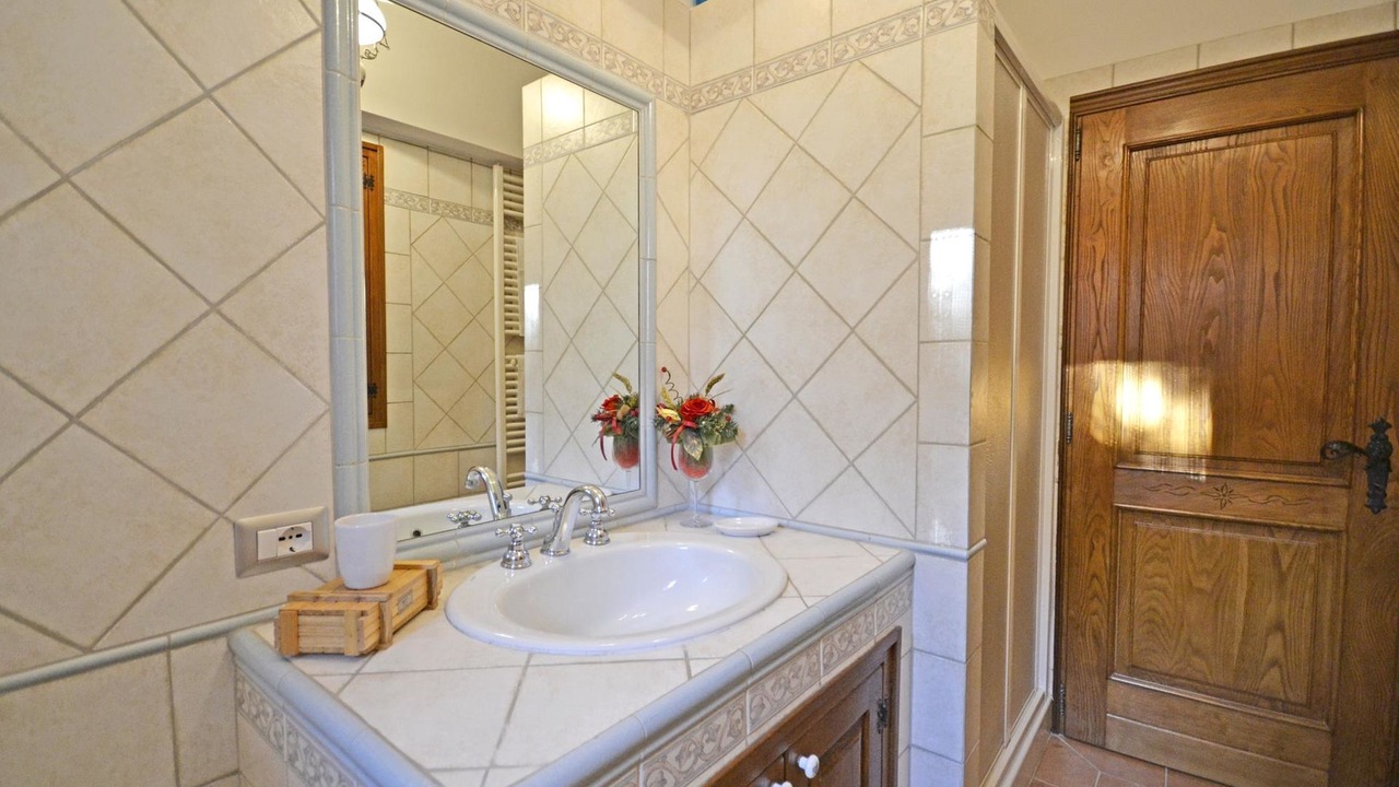 Photo of Bathroom in Cortona