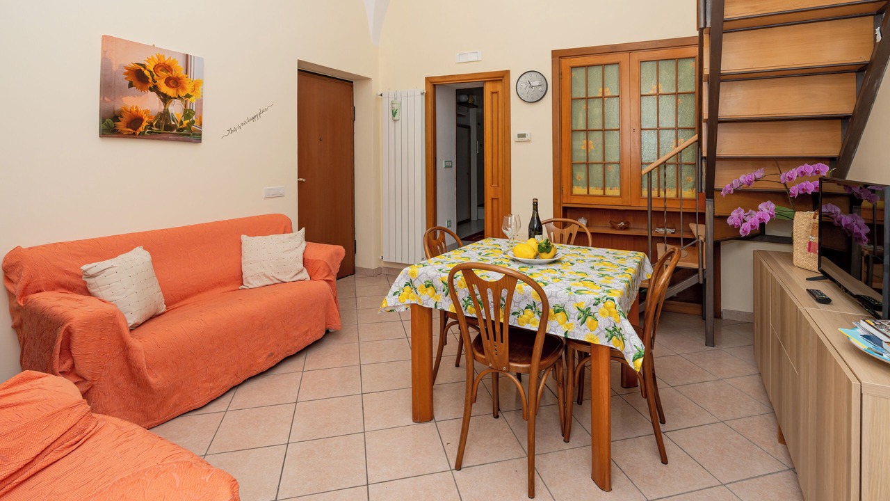 Photo of Livingroom in Minori