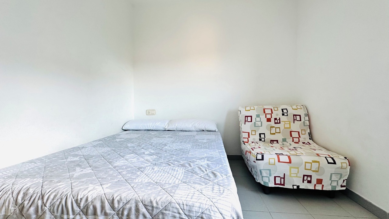 Photo of Bedroom in Roses Town Center