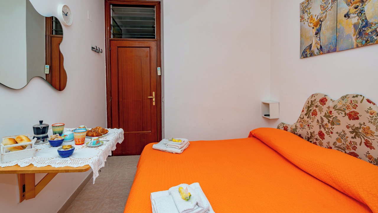 Photo of Bedroom in Minori