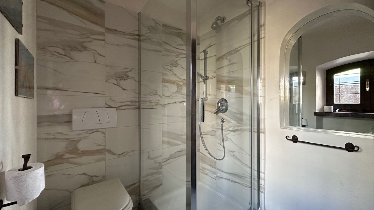Photo of Bathroom in Menaggio