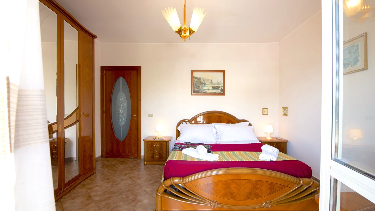 Photo of Bedroom in Pogerola
