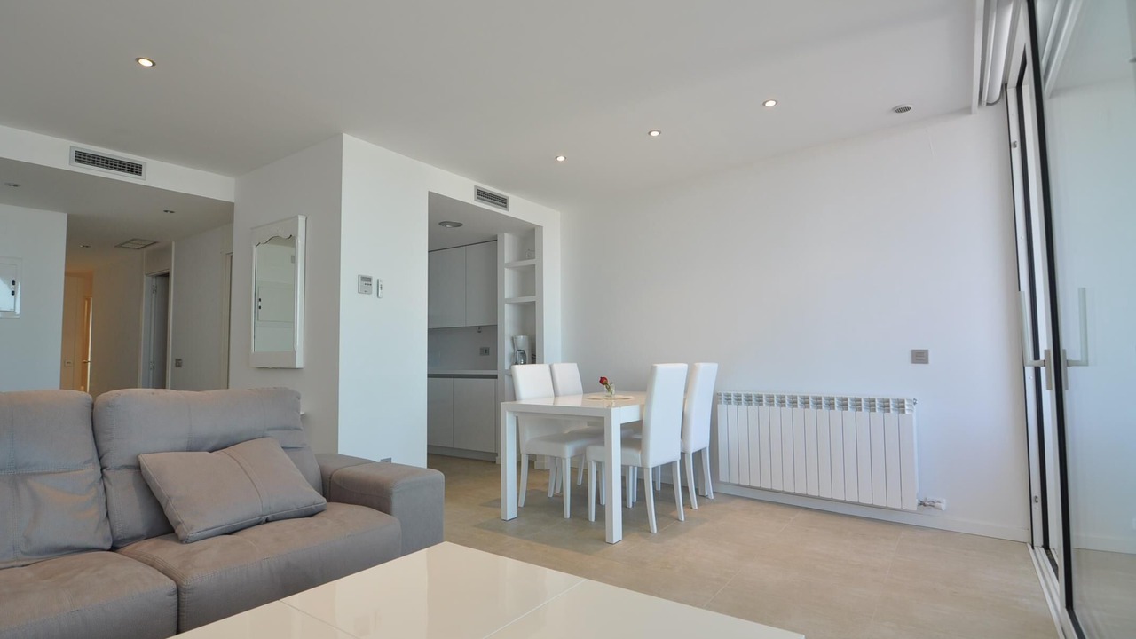 Photo of Livingroom in Roses Town Center