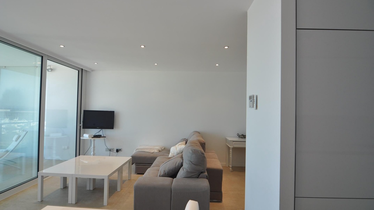 Photo of Livingroom in Roses Town Center