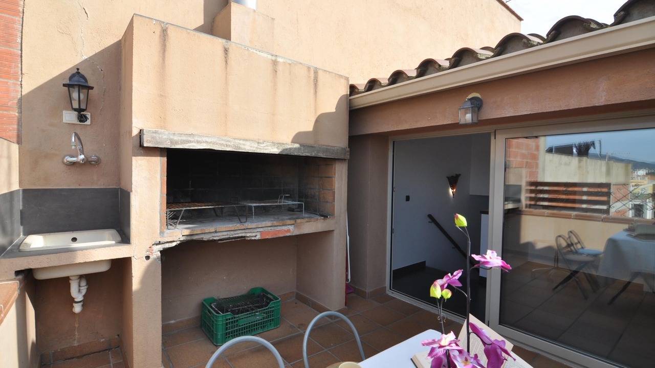 Photo of Outdoor in Roses Town Center