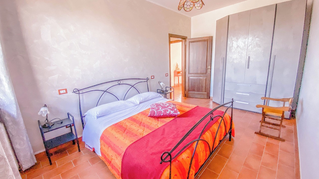 Photo of Bedroom in Todi