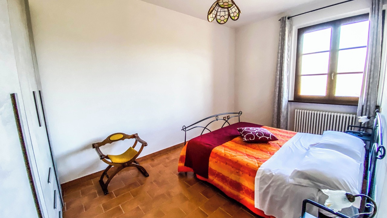 Photo of Bedroom in Todi