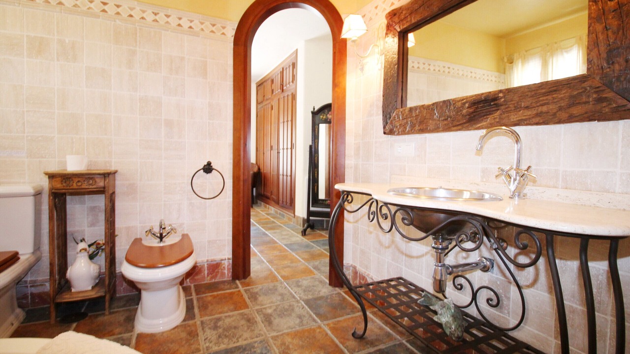 Photo of Bathroom in Frigiliana