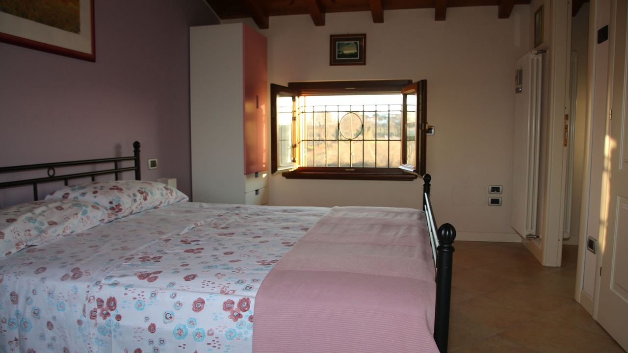 Photo of Bedroom in Pozzolengo