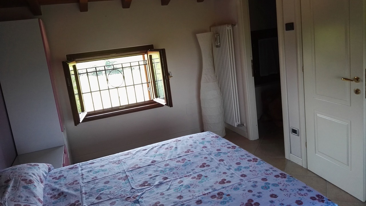Photo of Bedroom in Pozzolengo
