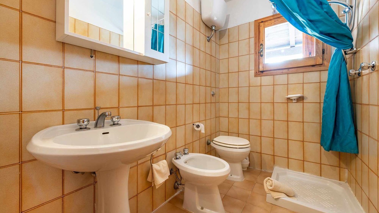 Photo of Bathroom in Pittulongu