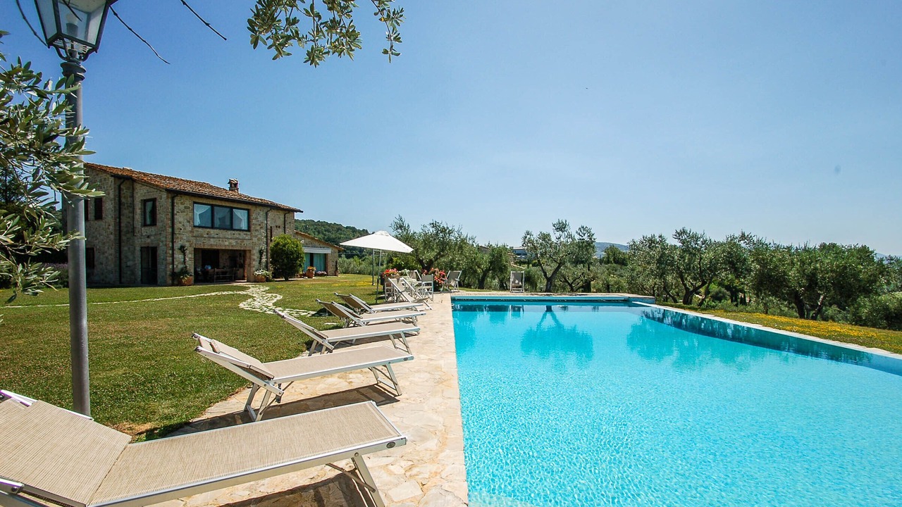 Photo of Outdoor in Pantalla
