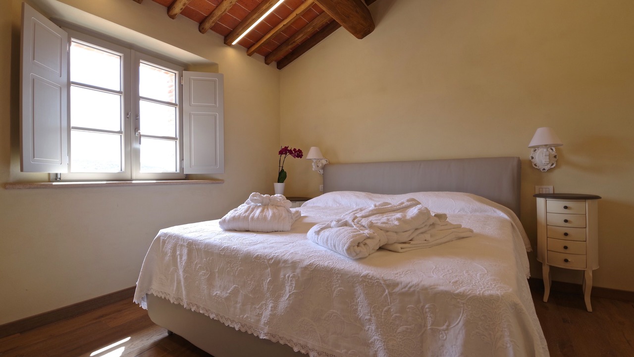 Photo of Bedroom in Monticiano