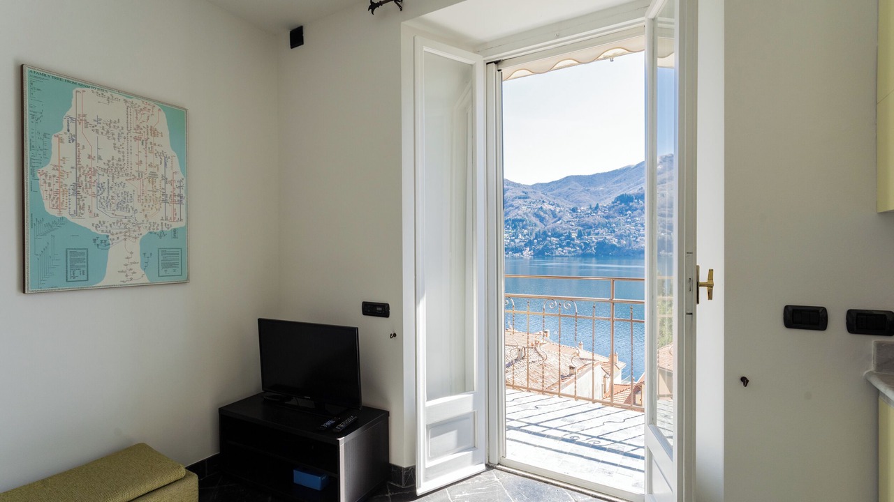 Photo of Livingroom in Carate Urio