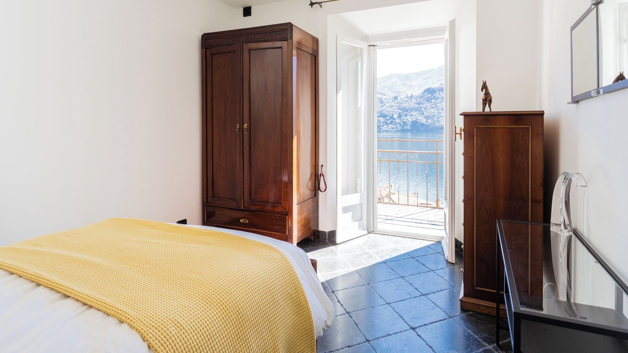 Photo of Bedroom in Carate Urio