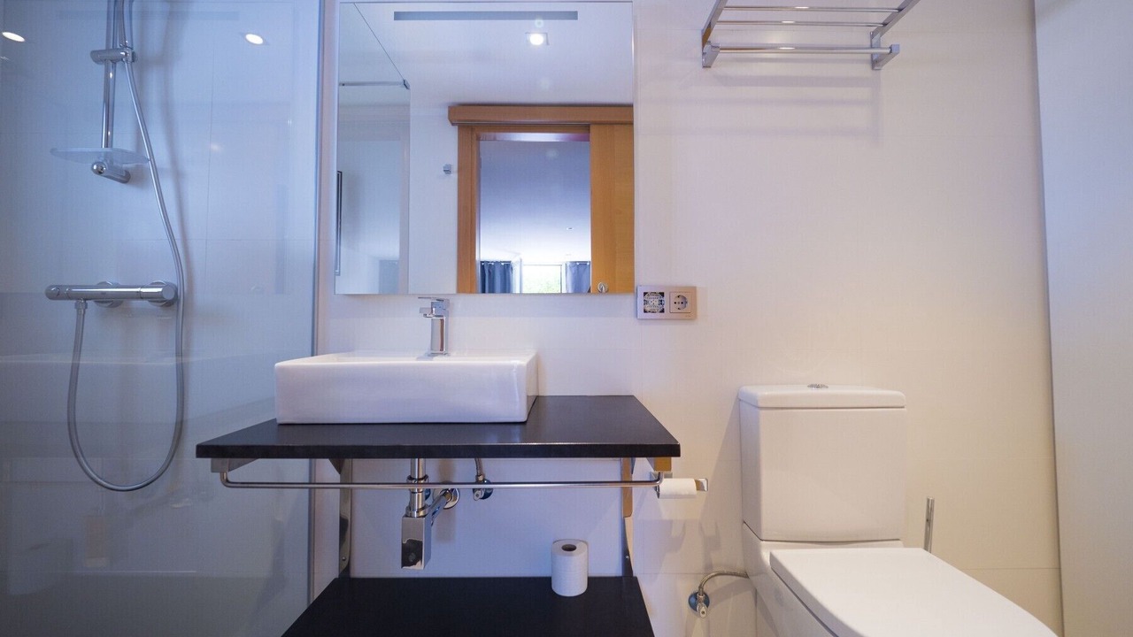 Photo of Bathroom in Roses Town Center