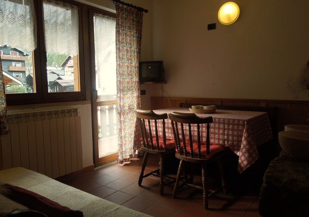 Photo of Livingroom in Staffa