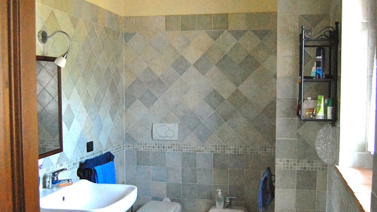 Photo of Bathroom in Todi