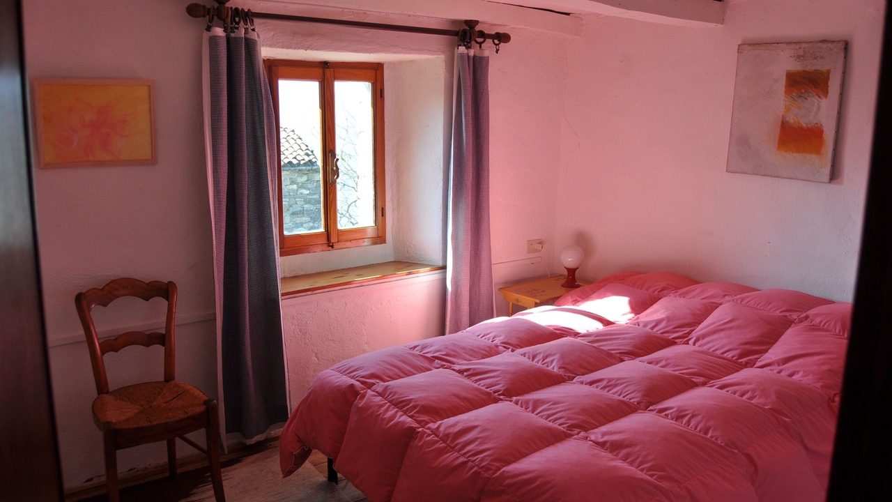 Photo of Bedroom in Groppallo