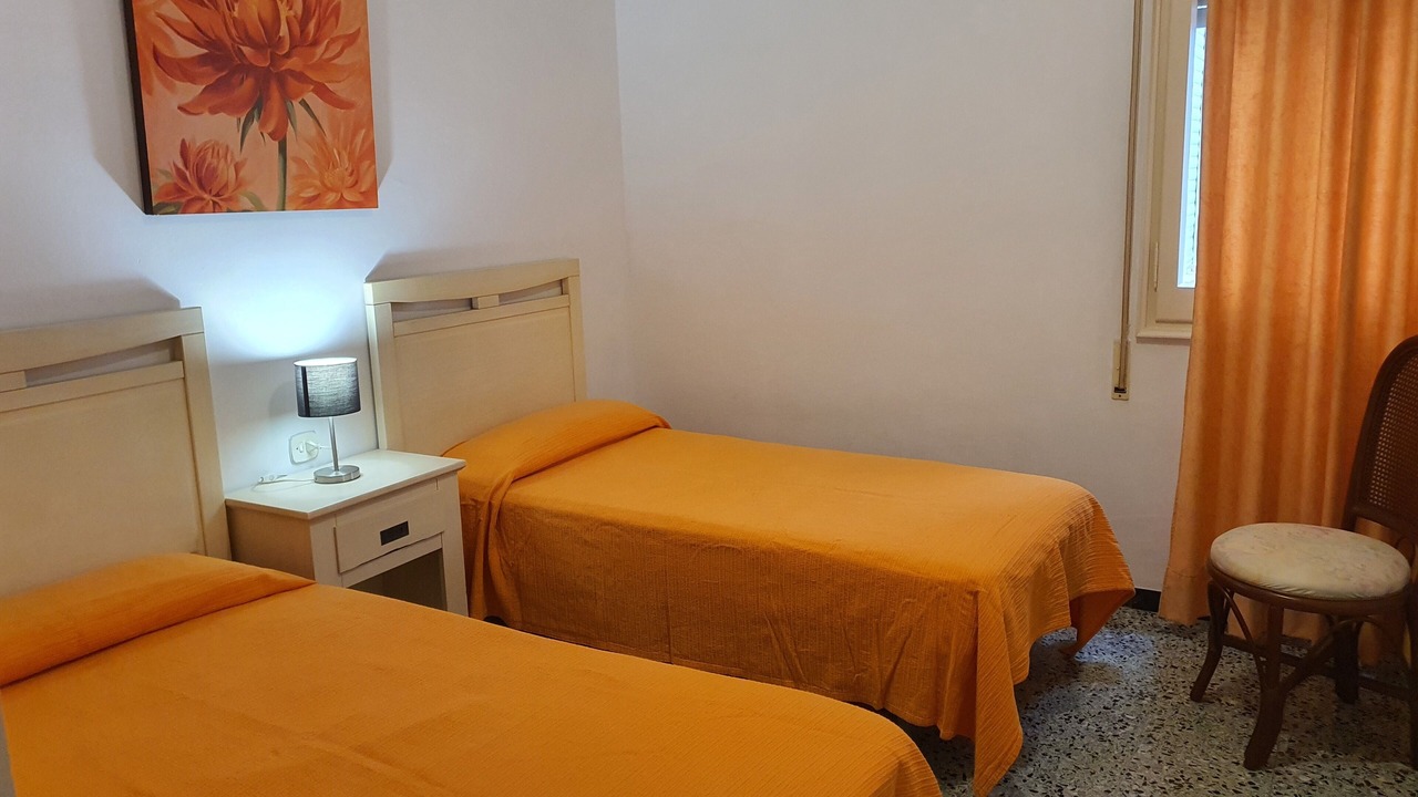Photo of Bedroom in Roses Town Center