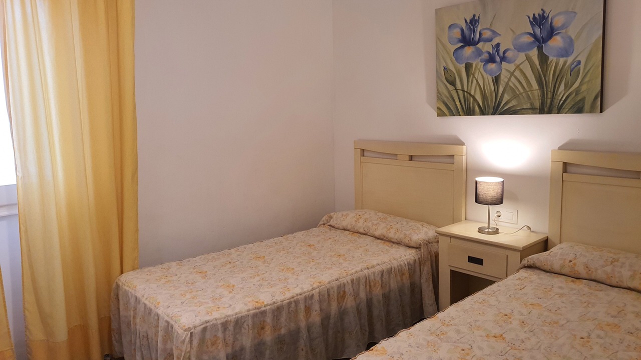 Photo of Bedroom in Roses Town Center