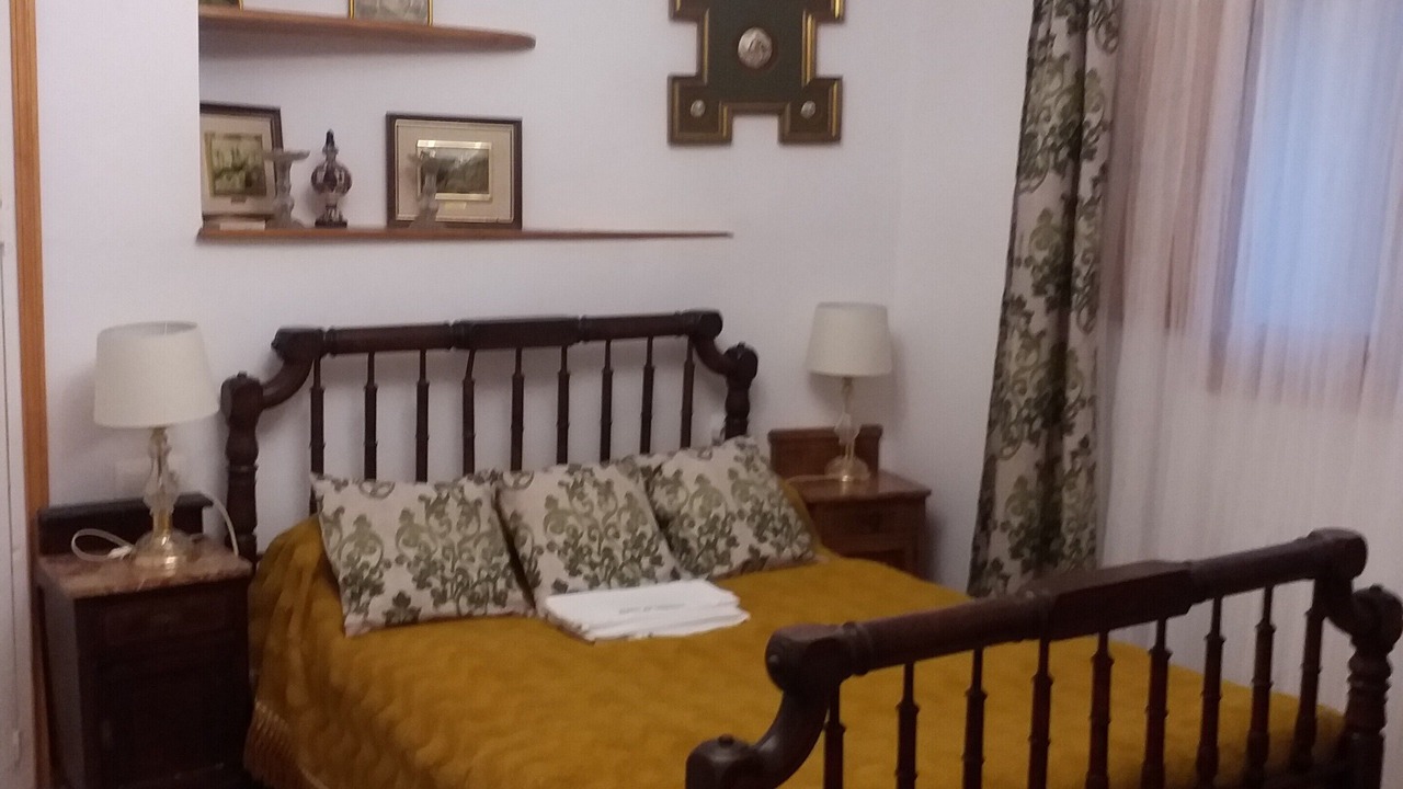Photo of Bedroom in Tobed