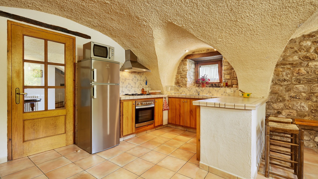 Photo of Kitchen in Maia de Montcal