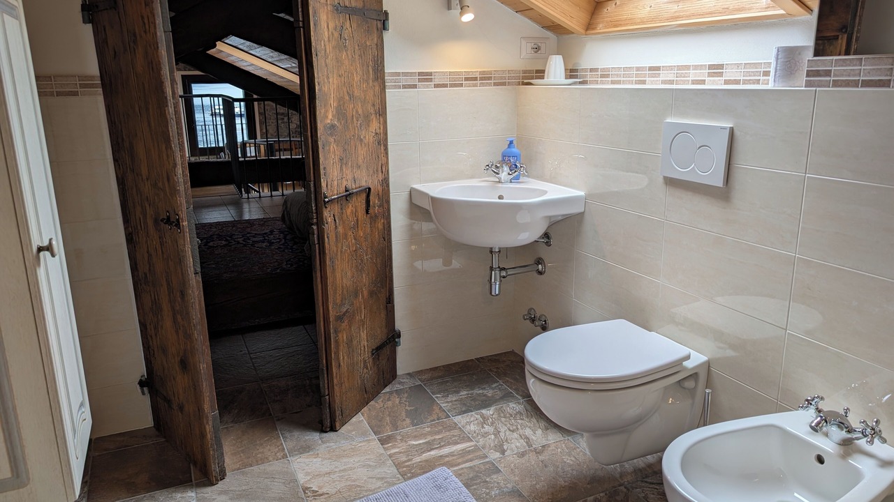 Photo of Bathroom in Varenna