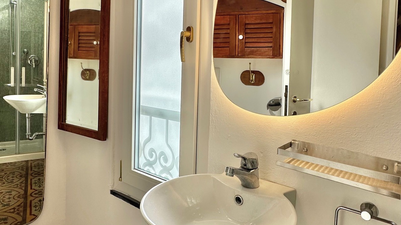 Photo of Bathroom in Vernazza