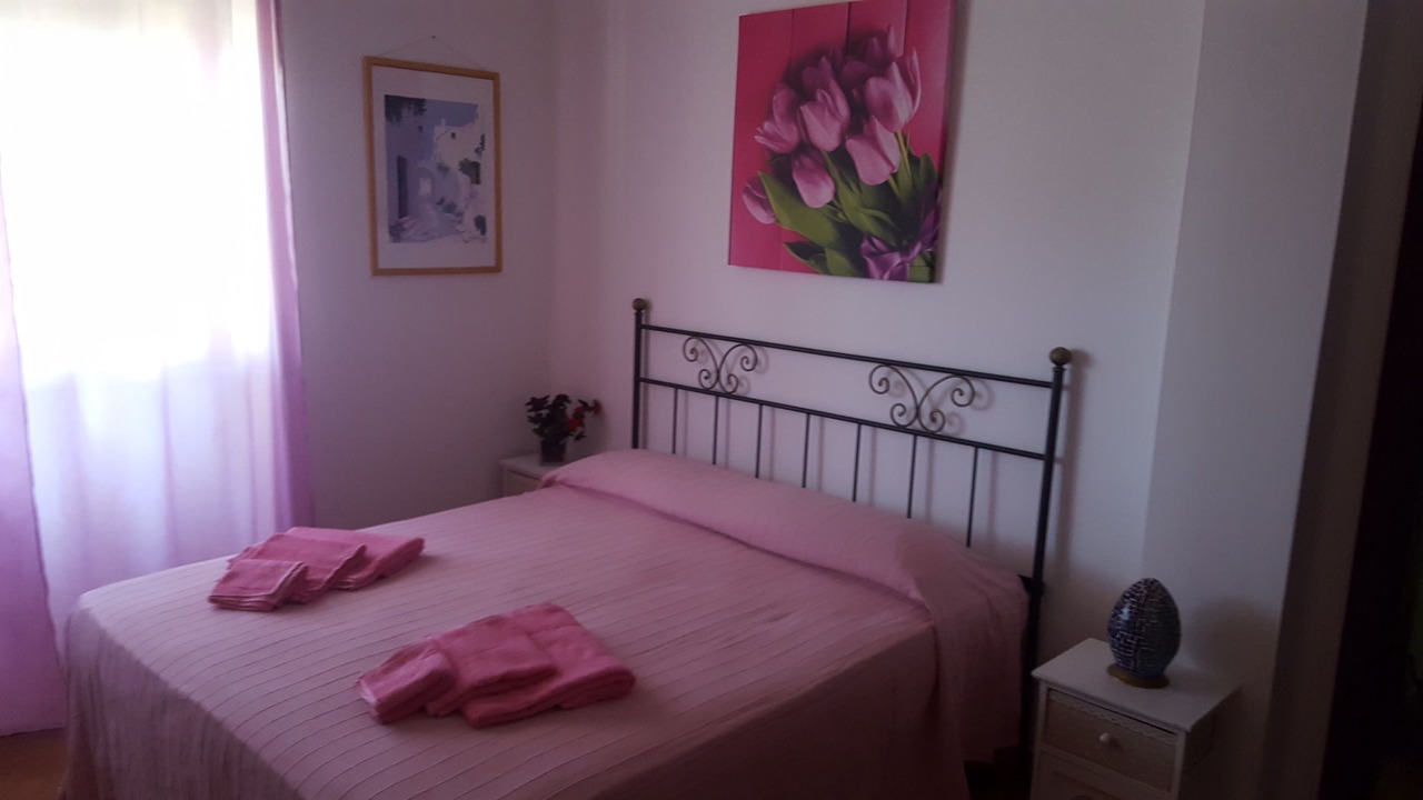 Photo of Bedroom in Laura