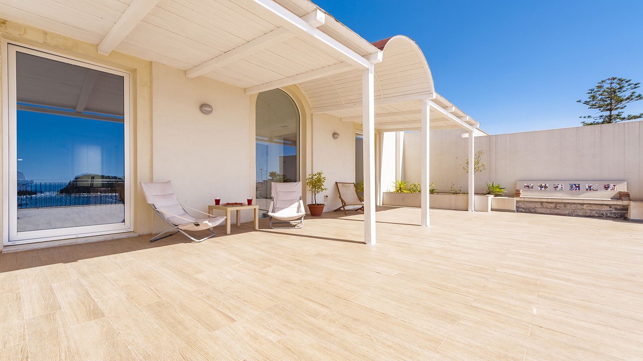 Photo of Patio Balcony in Aci Trezza