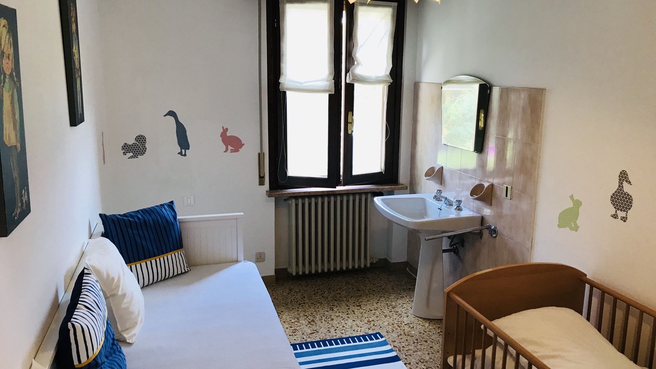 Photo of Bedroom in Toscolano Maderno