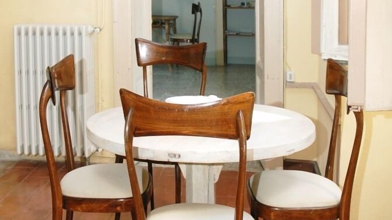 Photo of Others in Invorio