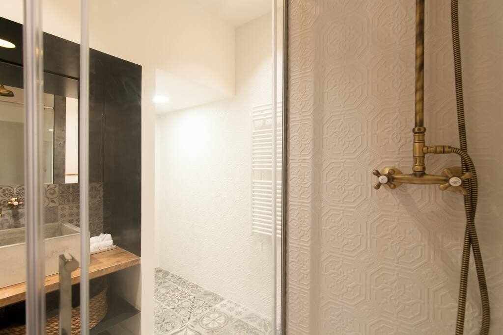 Photo of Bathroom in Eixample