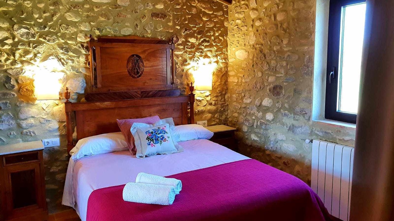 Photo of Bedroom in Queixas