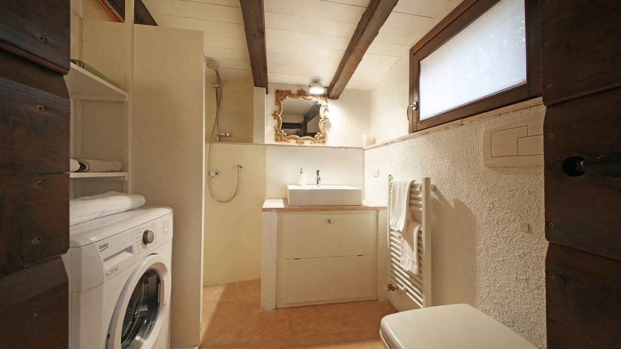 Photo of Bathroom in Cecina