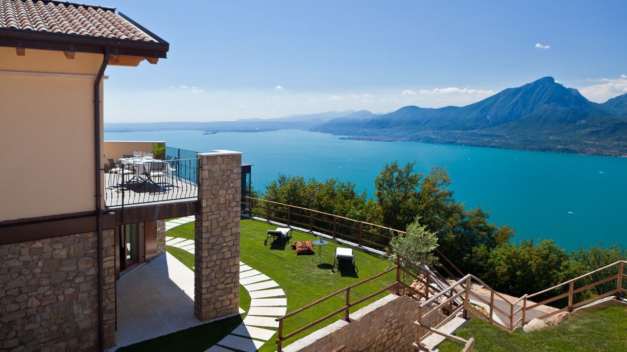 Photo of Patio Balcony in San Zeno di Montagna