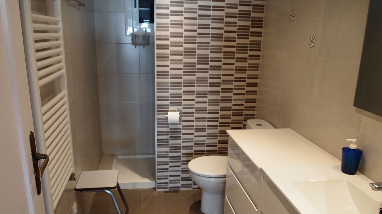 Photo of Bathroom in Roses Town Center