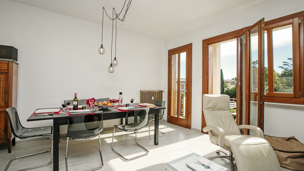 Photo of Bedroom in Toscolano Maderno