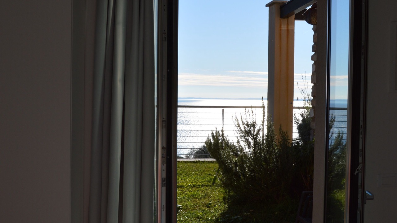 Photo of Bedroom in Toscolano Maderno