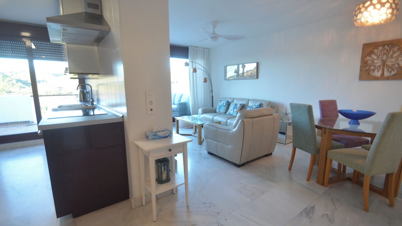 Photo of Livingroom in New Golden Mile