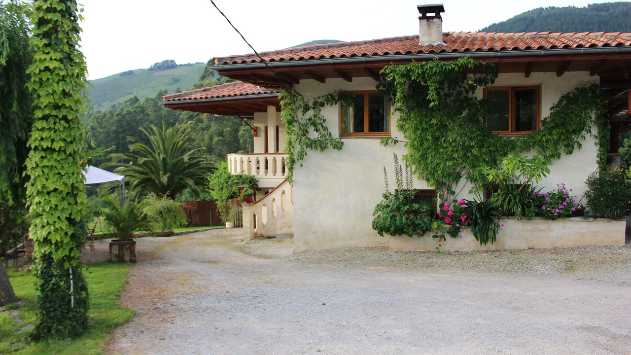 Photo of Outdoor in Cartes