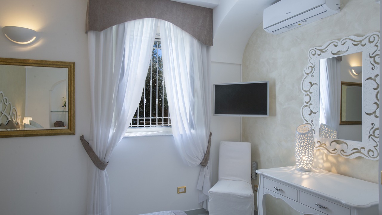 Photo of Bedroom in Pogerola