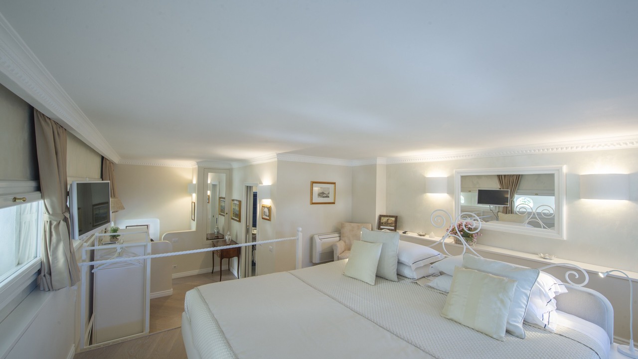 Photo of Bedroom in Pogerola