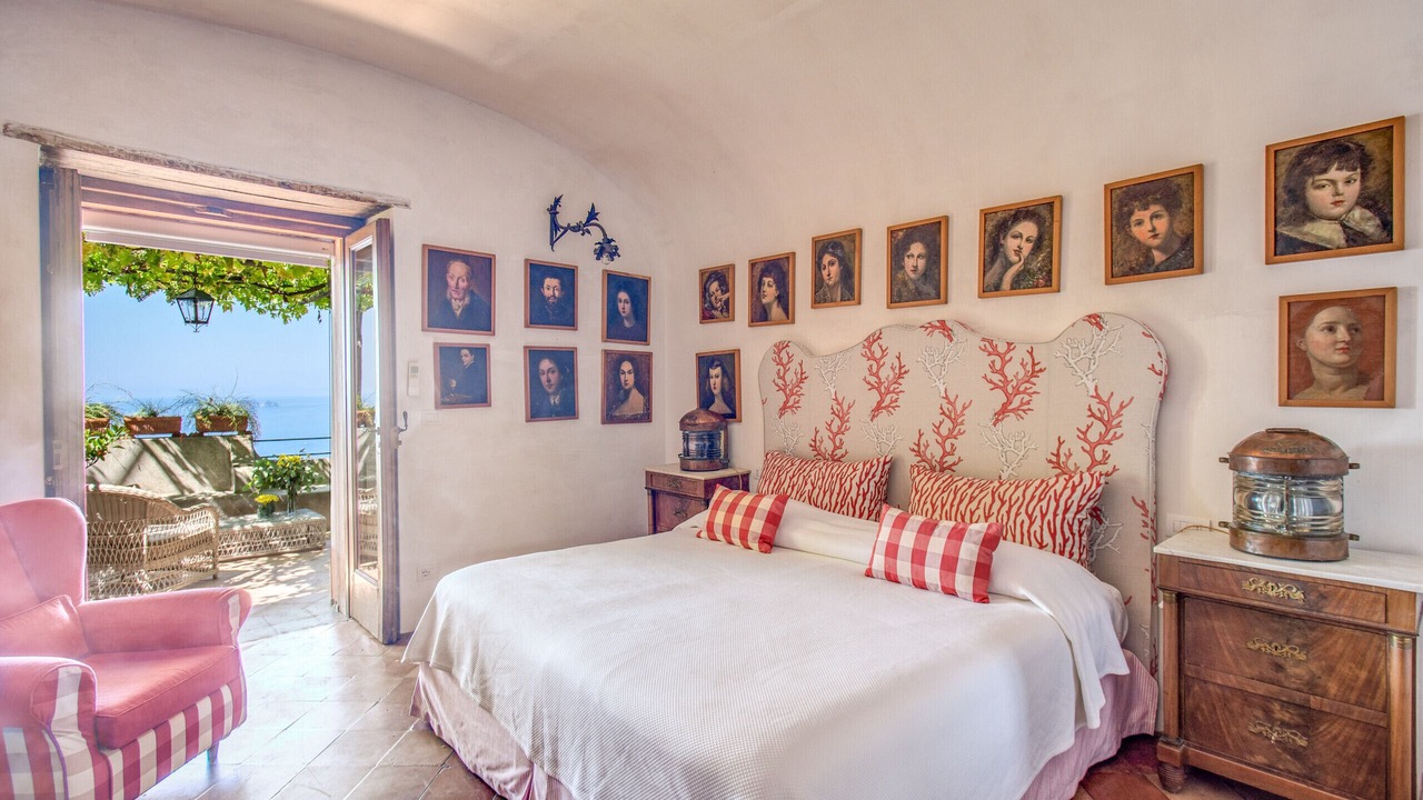 Photo of Bedroom in Montepertuso